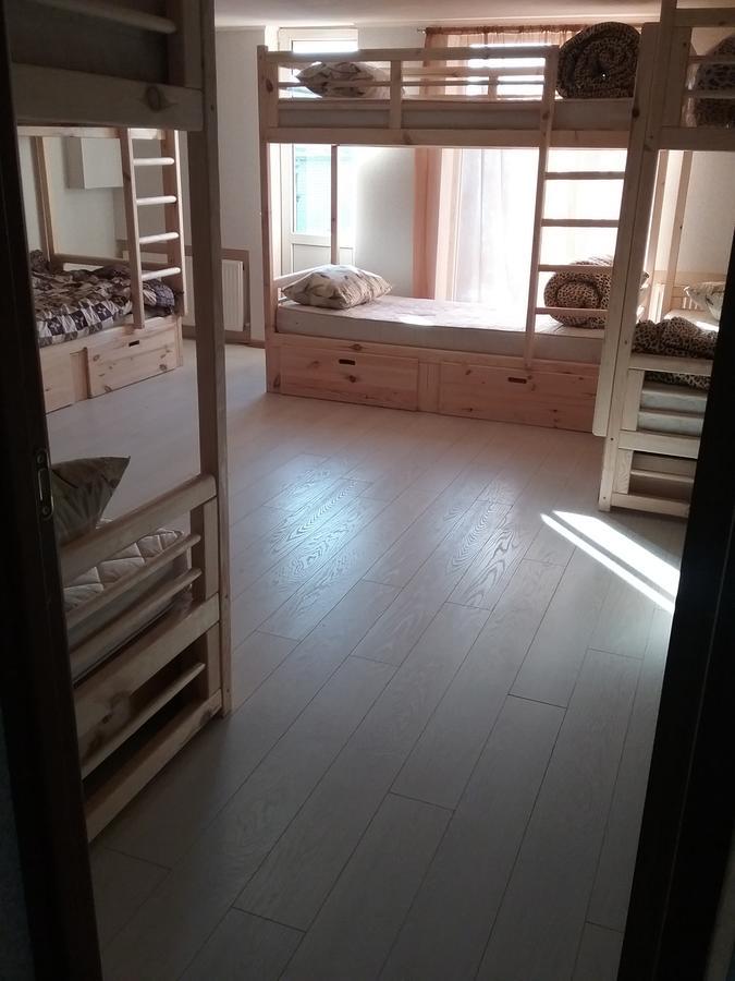Hostel 777 Kharkiv Extérieur photo