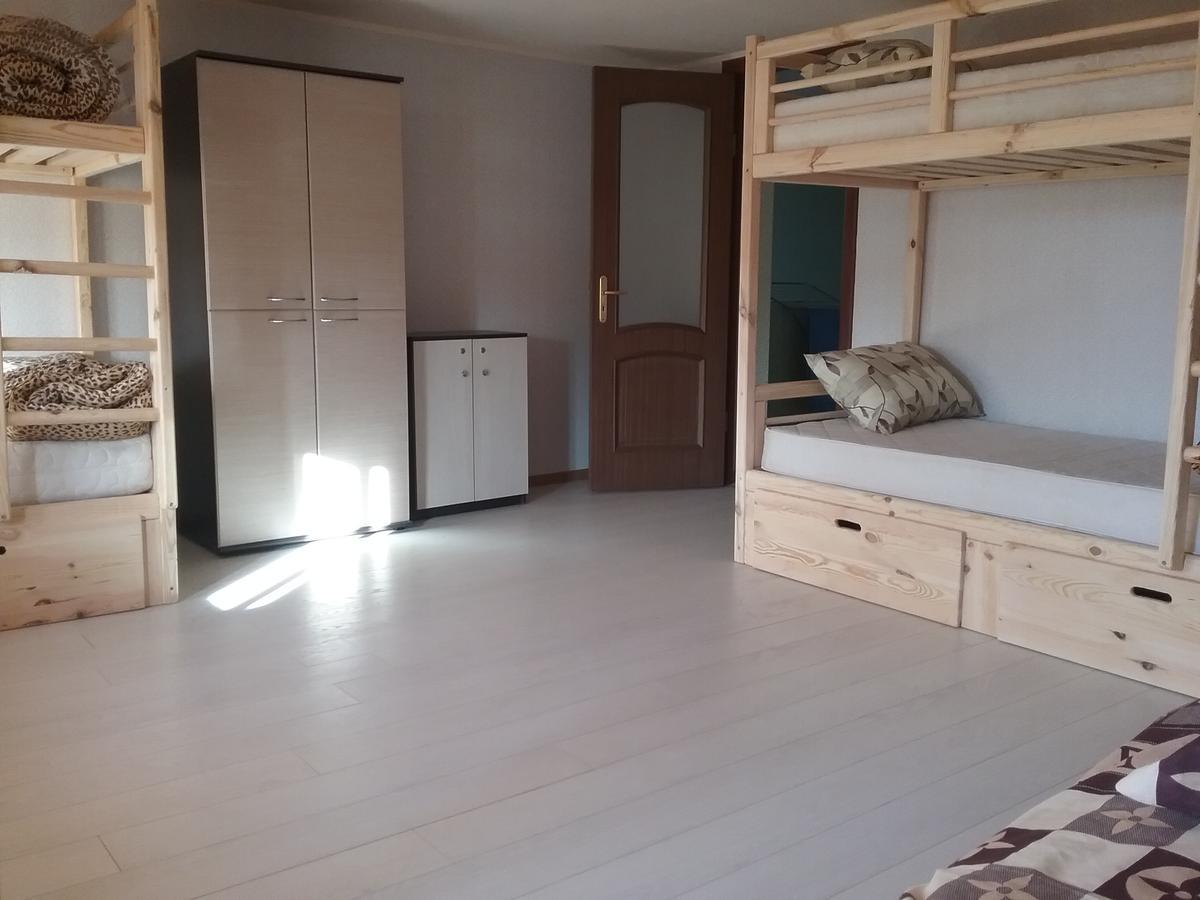 Hostel 777 Kharkiv Extérieur photo